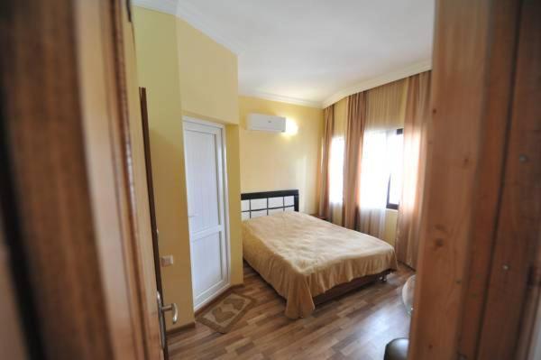 Hotel Dadiani Batumi Ngoại thất bức ảnh
